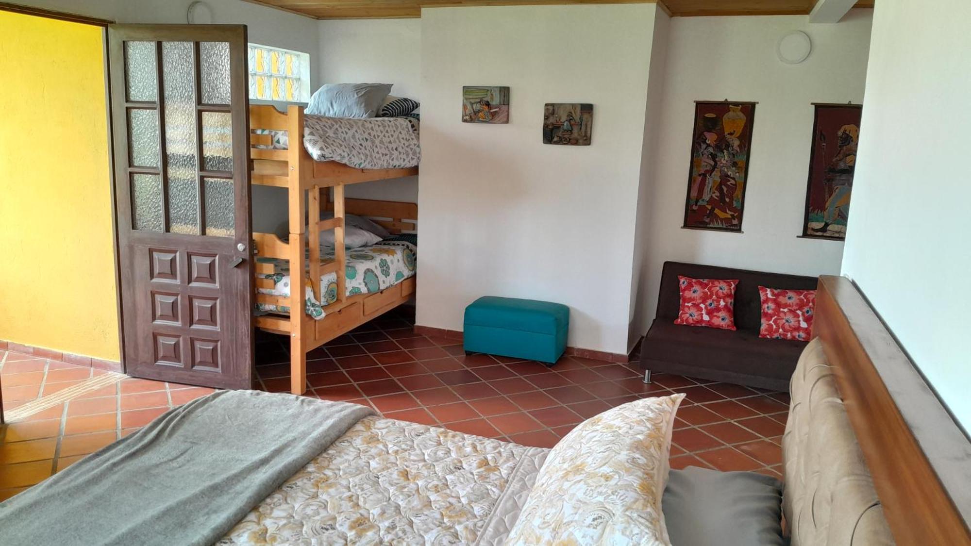Quinta Llanitos Campestre Hostel Guatavita